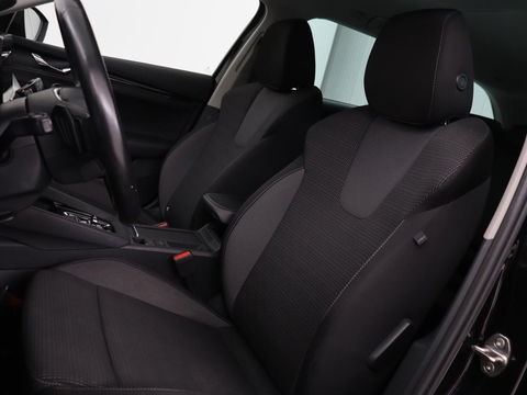Škoda Octavia 1.0 e-TSI Business Edition | Trekhaak | Camera | Sfeerverlichting | Carplay | Navigatie | Side Assist | Climate control | Digital Cockpit | Full LED