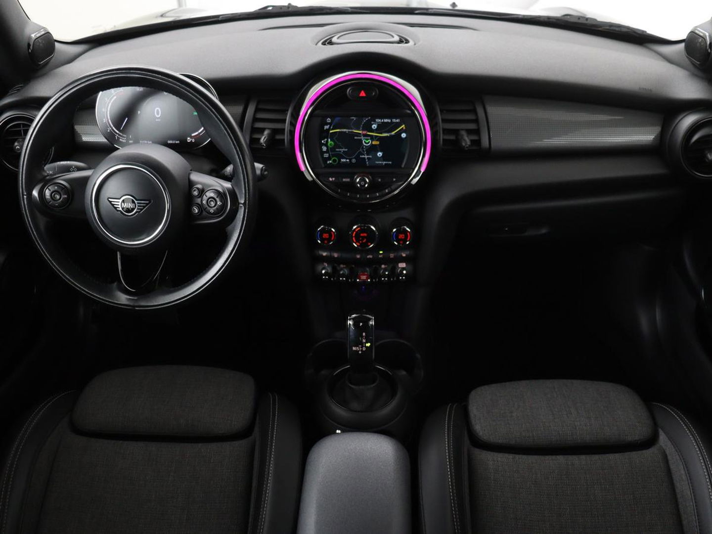 MINI Cabrio 1.5 Cooper Chili | Stoelverwarming | Carplay | Harman/Kardon | Full LED | Keyless | Navigatie | Climate control | Cruise control