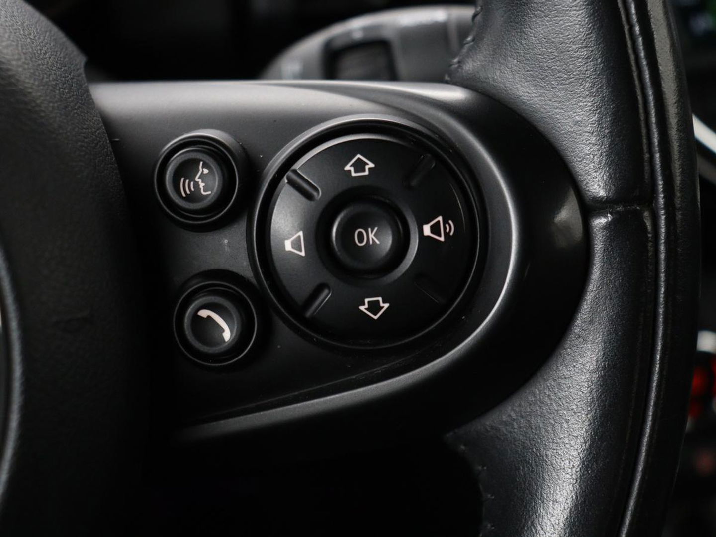 MINI Cabrio 1.5 Cooper Chili | Stoelverwarming | Carplay | Harman/Kardon | Full LED | Keyless | Navigatie | Climate control | Cruise control