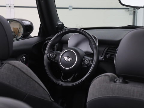 MINI Cabrio 1.5 Cooper Chili | Stoelverwarming | Carplay | Harman/Kardon | Full LED | Keyless | Navigatie | Climate control | Cruise control