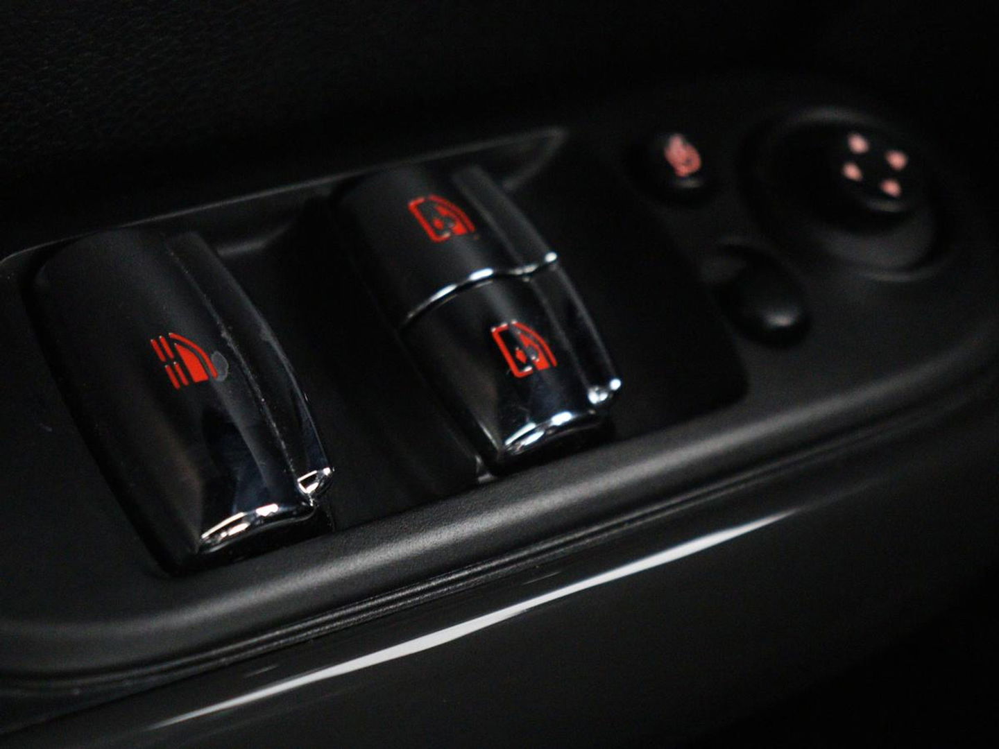 MINI Cabrio 1.5 Cooper Chili | Stoelverwarming | Carplay | Harman/Kardon | Full LED | Keyless | Navigatie | Climate control | Cruise control