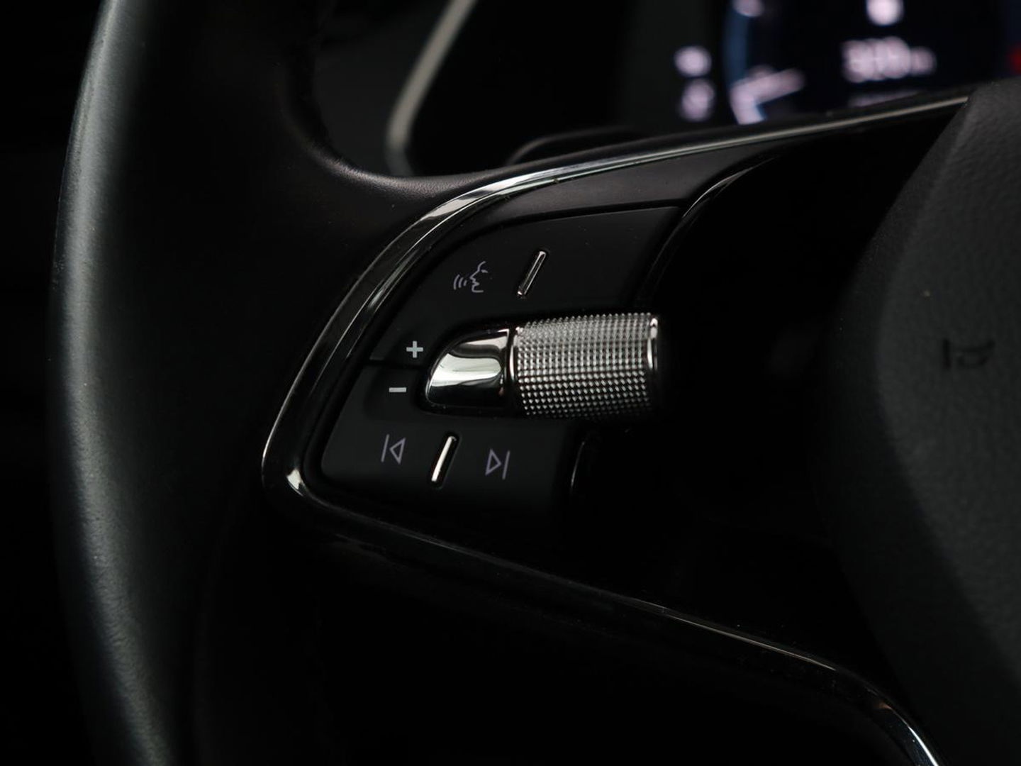 Škoda Octavia 1.5 e-TSI Business Edition | Stoelverwarming | Trekhaak | Keyless | Carplay | Navigatie | Full LED | Parkeerhulp | Digital Cockpit | Climate control | Cruise control