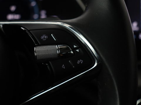 Škoda Octavia 1.5 e-TSI Business Edition | Stoelverwarming | Trekhaak | Keyless | Carplay | Navigatie | Full LED | Parkeerhulp | Digital Cockpit | Climate control | Cruise control