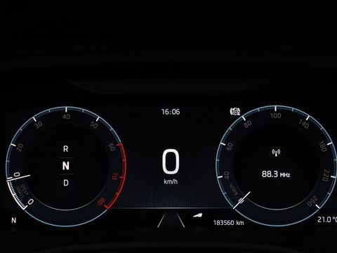Škoda Octavia 1.5 e-TSI Business Edition | Stoelverwarming | Trekhaak | Keyless | Carplay | Navigatie | Full LED | Parkeerhulp | Digital Cockpit | Climate control | Cruise control