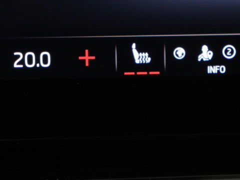 Škoda Octavia 1.5 e-TSI Business Edition | Stoelverwarming | Trekhaak | Keyless | Carplay | Navigatie | Full LED | Parkeerhulp | Digital Cockpit | Climate control | Cruise control