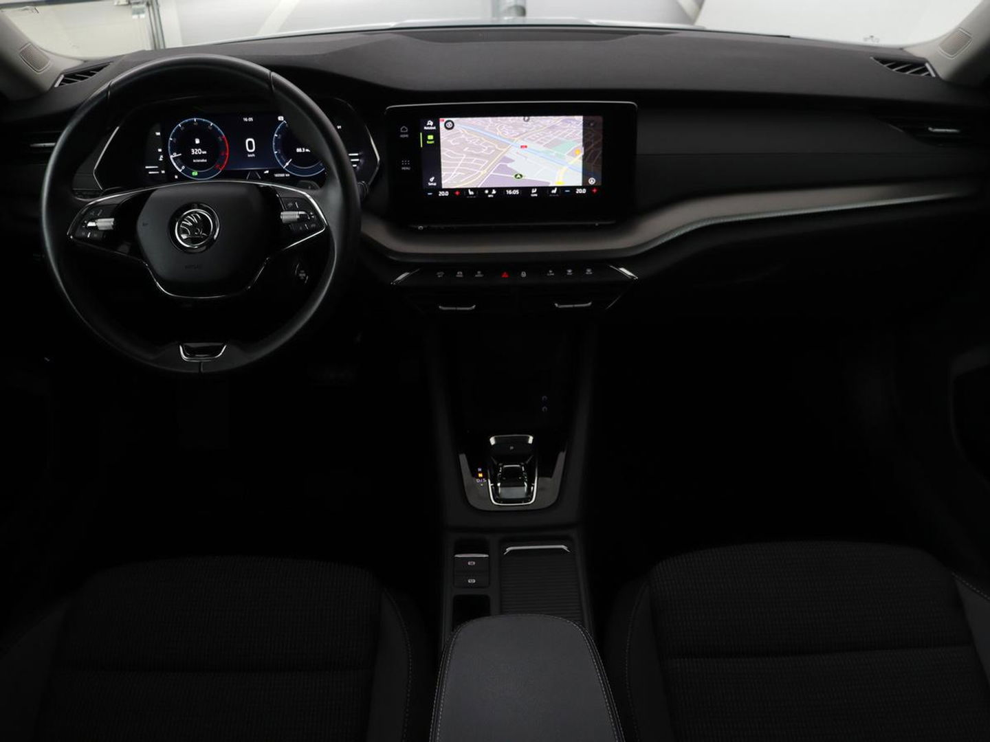 Škoda Octavia 1.5 e-TSI Business Edition | Stoelverwarming | Trekhaak | Keyless | Carplay | Navigatie | Full LED | Parkeerhulp | Digital Cockpit | Climate control | Cruise control