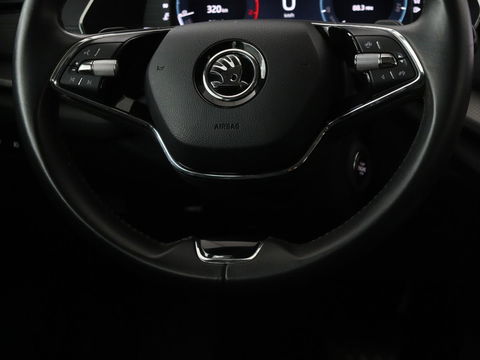 Škoda Octavia 1.5 e-TSI Business Edition | Stoelverwarming | Trekhaak | Keyless | Carplay | Navigatie | Full LED | Parkeerhulp | Digital Cockpit | Climate control | Cruise control