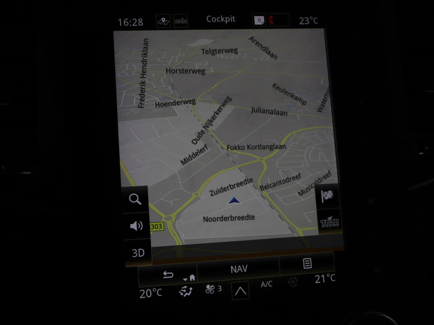 Renault Mégane 1.3 TCe Bose | Leder | Massage | Trekhaak | Carplay | Camera | Climate control | Keyless | Navigatie | Cruise control | DAB