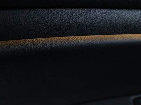 Renault Mégane 1.3 TCe Bose | Leder | Massage | Trekhaak | Carplay | Camera | Climate control | Keyless | Navigatie | Cruise control | DAB