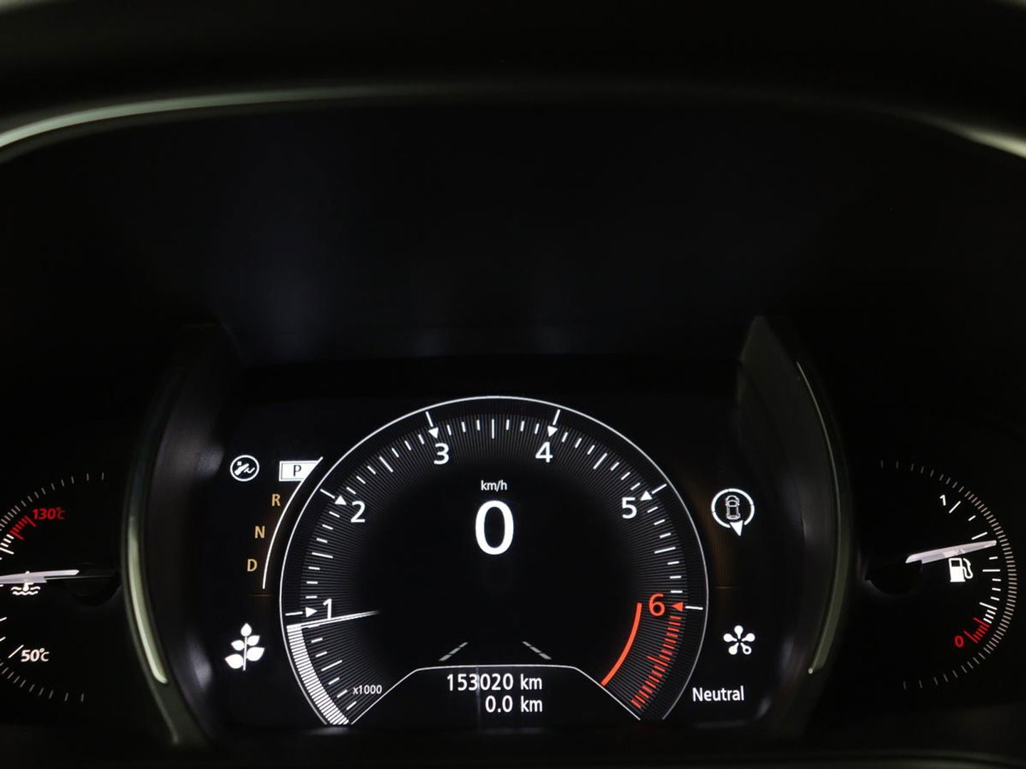 Renault Mégane 1.3 TCe Bose | Leder | Massage | Trekhaak | Carplay | Camera | Climate control | Keyless | Navigatie | Cruise control | DAB