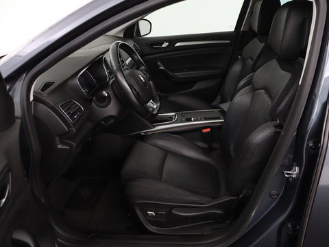 Renault Mégane 1.3 TCe Bose | Leder | Massage | Trekhaak | Carplay | Camera | Climate control | Keyless | Navigatie | Cruise control | DAB
