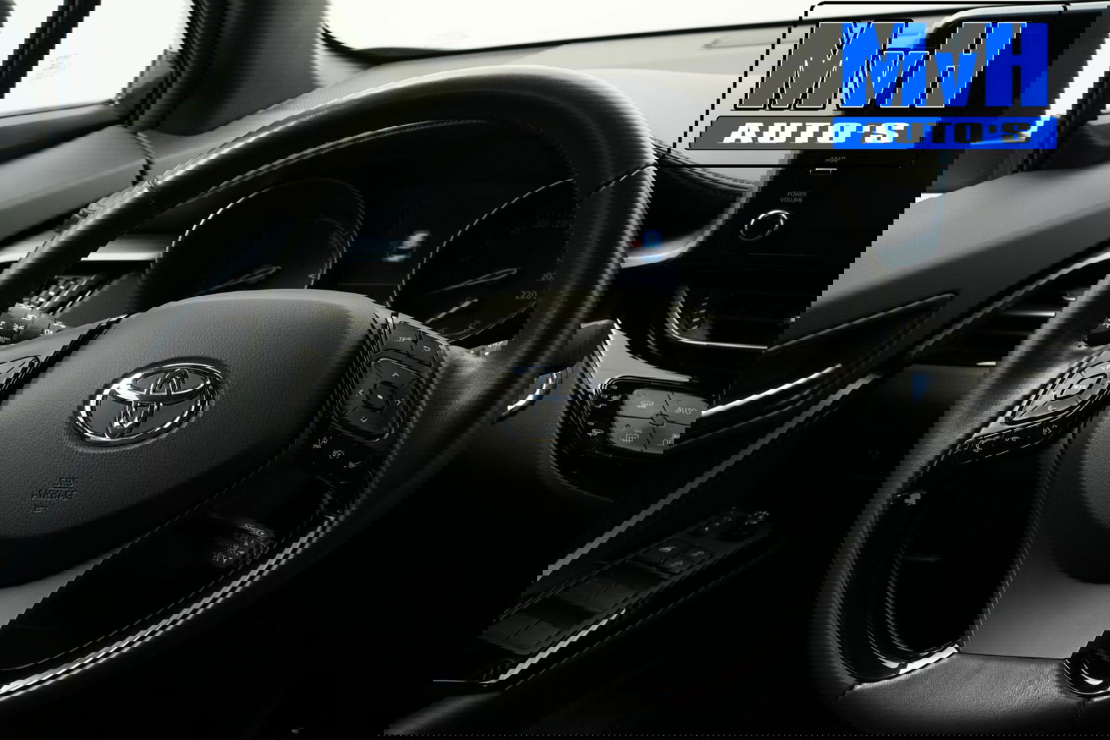 Toyota C-HR 1.8 Hybrid Dynamic|LEER|CAMERA|LED|CARPLAY|LUXE!