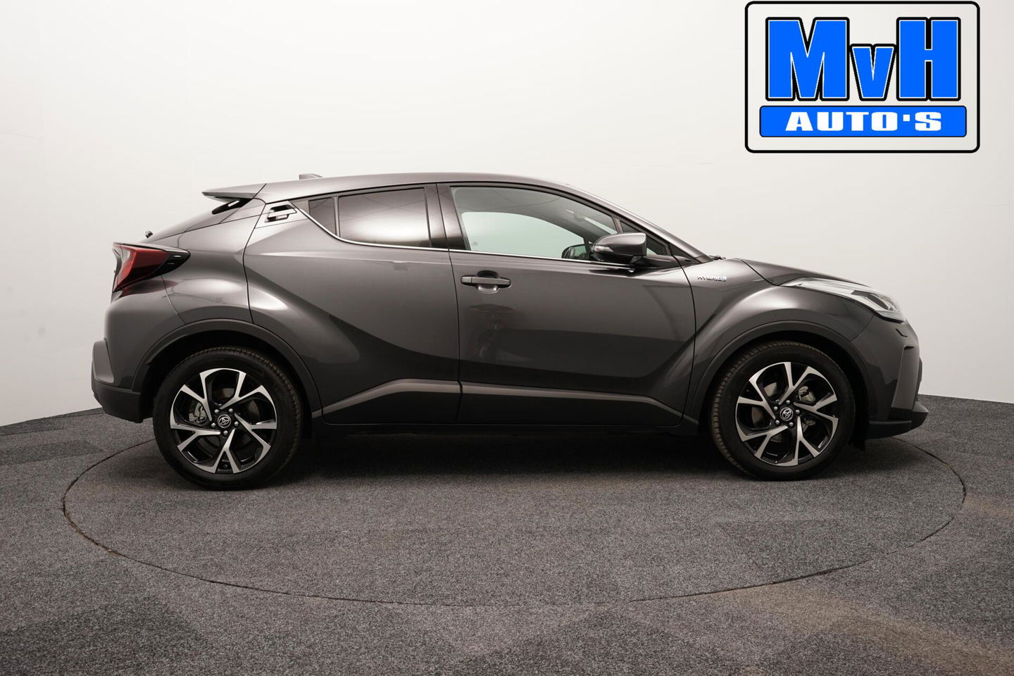 Toyota C-HR 1.8 Hybrid Dynamic|LEER|CAMERA|LED|CARPLAY|LUXE!