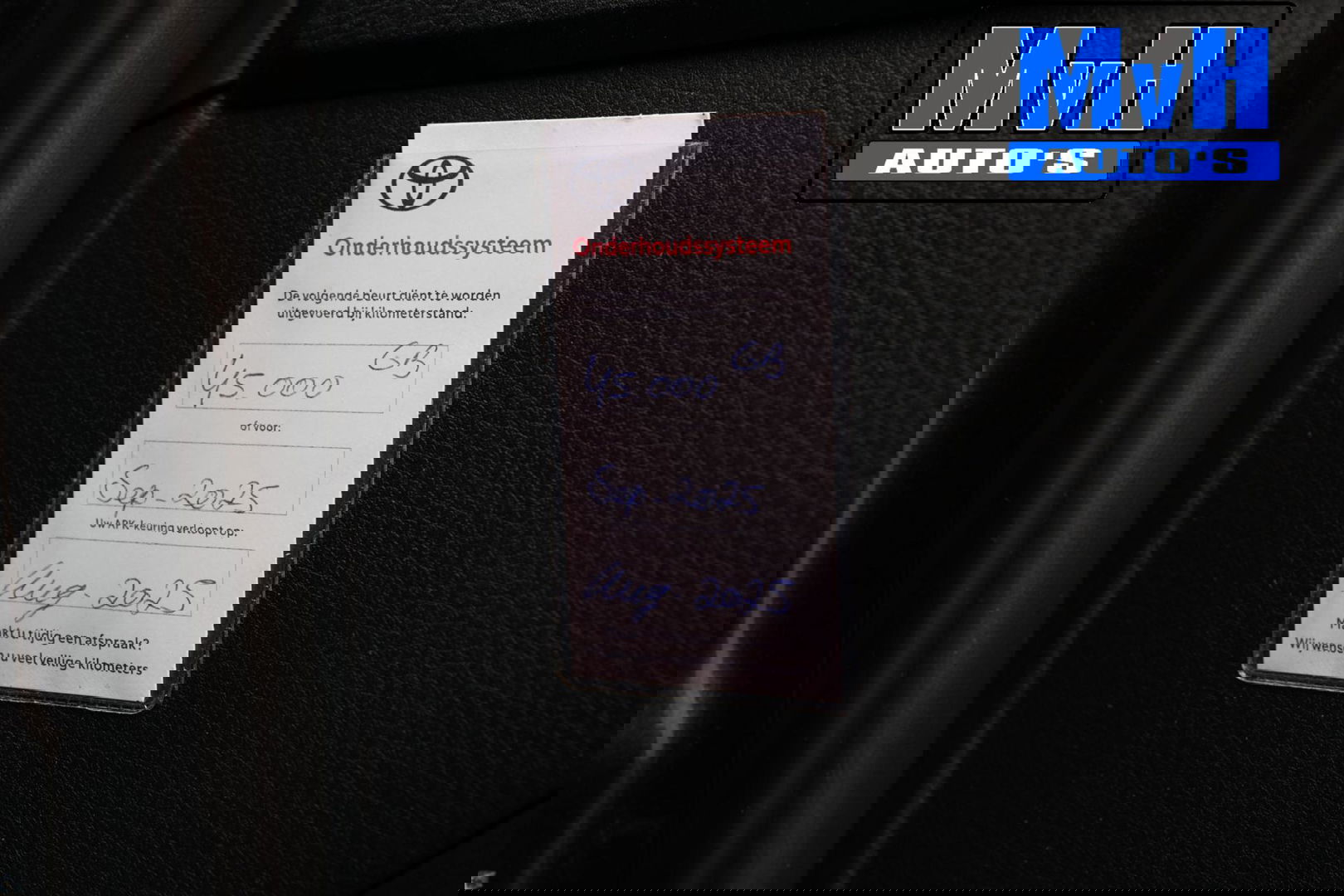Toyota C-HR 1.8 Hybrid Dynamic|LEER|CAMERA|LED|CARPLAY|LUXE!