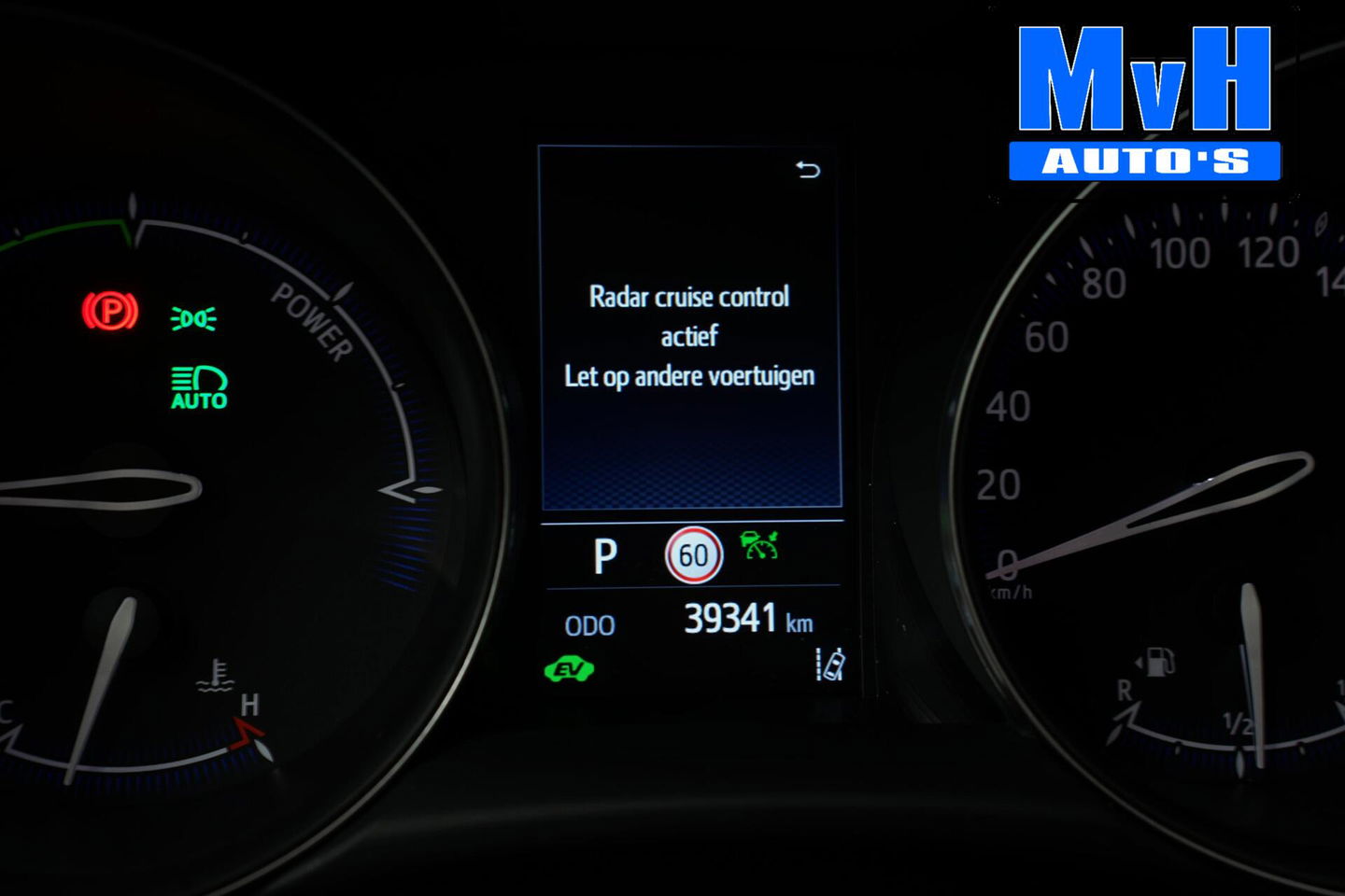Toyota C-HR 1.8 Hybrid Dynamic|LEER|CAMERA|LED|CARPLAY|LUXE!