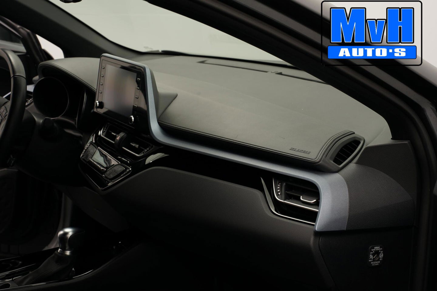 Toyota C-HR 1.8 Hybrid Dynamic|LEER|CAMERA|LED|CARPLAY|LUXE!