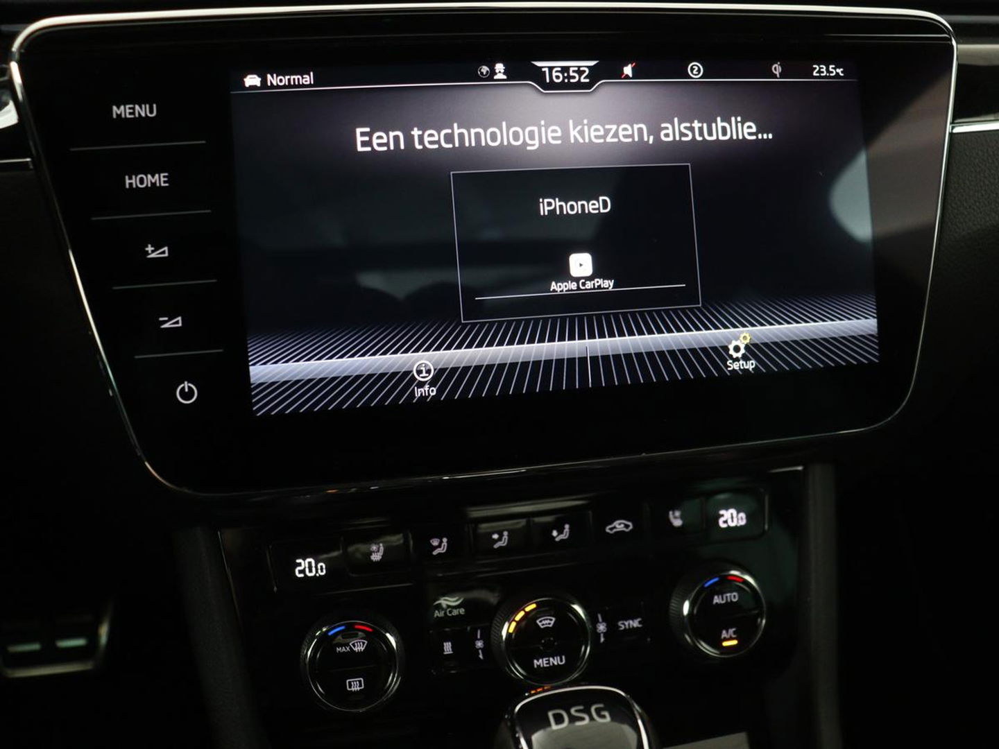 Škoda Superb Combi 1.4 TSI iV Laurin & Klement | Panoramadak | Leder | Trekhaak | Adaptive cruise | Stoelverwarming | Canton Sound |