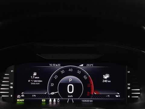 Škoda Superb Combi 1.4 TSI iV Laurin & Klement | Panoramadak | Leder | Trekhaak | Adaptive cruise | Stoelverwarming | Canton Sound |