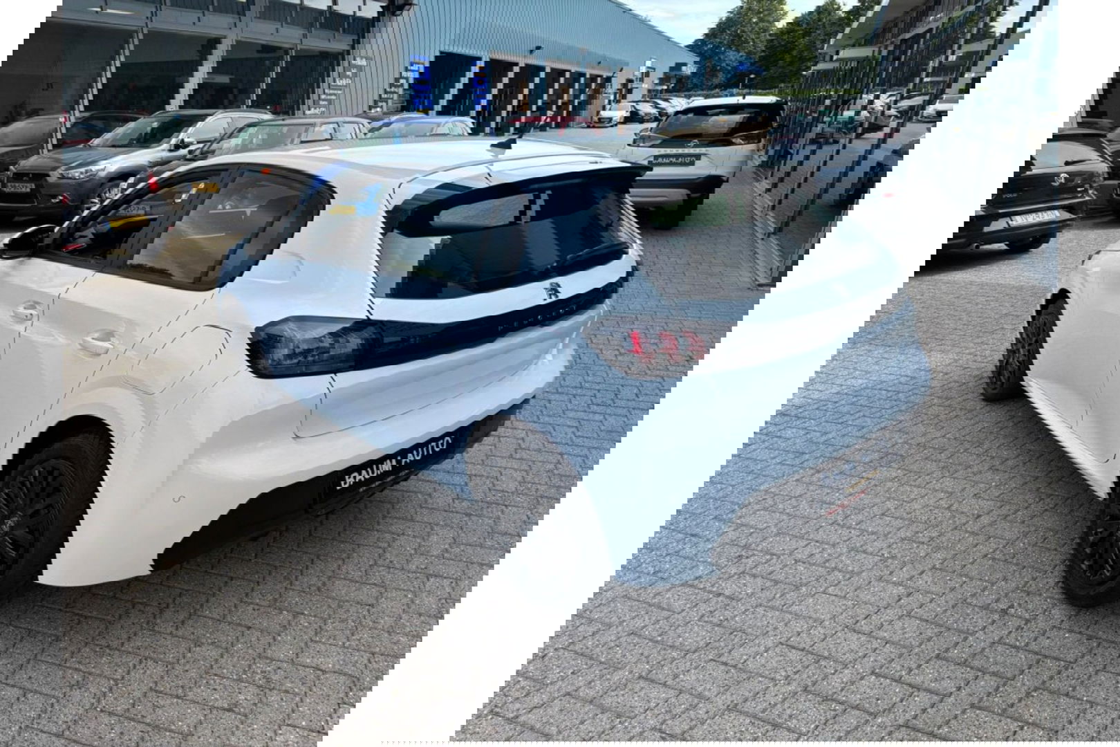 Peugeot 208 1.2 PT ACTIVE PACK AIRCO CRUISE NAVI PDC.