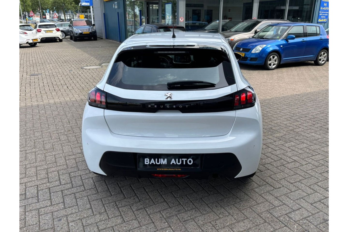 Peugeot 208 1.2 PT ACTIVE PACK AIRCO CRUISE NAVI PDC.