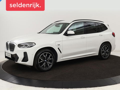 BMW X3 xDrive30e M-Sport | Leder | Adaptive cruise | Stoel & stuurverwarming | Carplay | Camera | Sportstoelen | Live Cockpit | Full LED | Navigatie