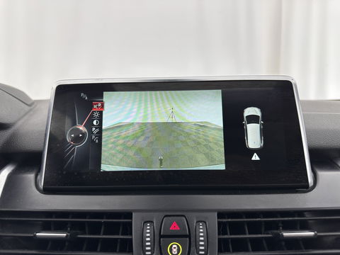 BMW 2 Serie Gran Tourer 218D High. Exec. 7pers.. AUT. *NAVI | CLIMA | PANO | HEAD UP | 7PERS.*