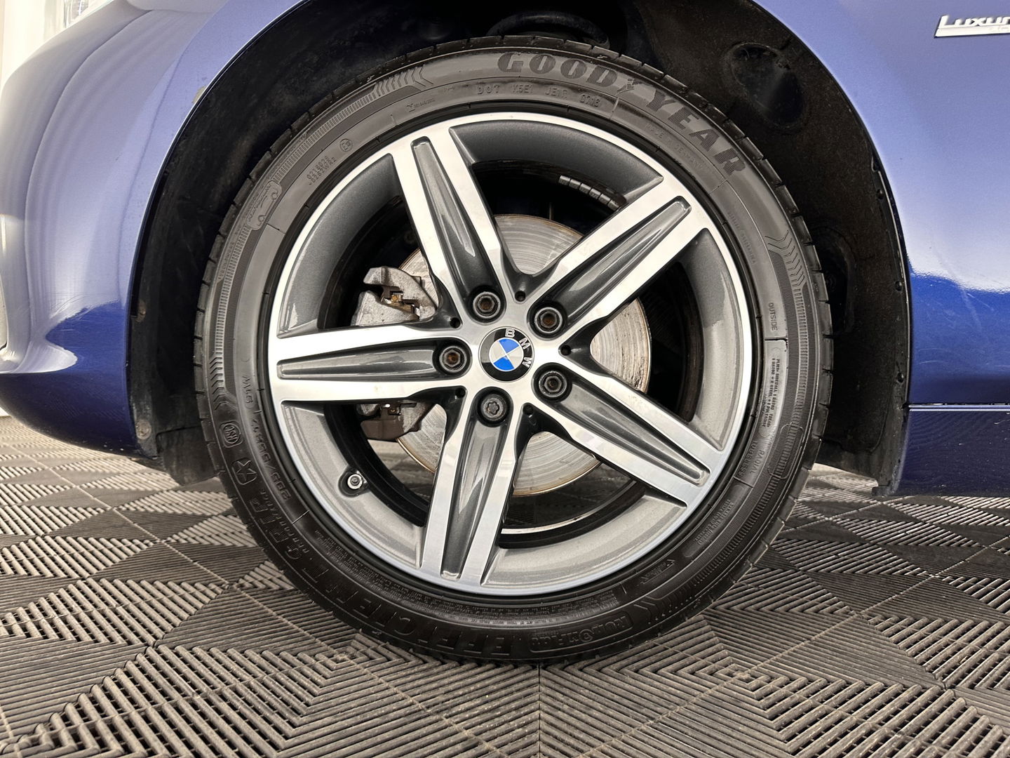 BMW 2 Serie Gran Tourer 218D High. Exec. 7pers.. AUT. *NAVI | CLIMA | PANO | HEAD UP | 7PERS.*