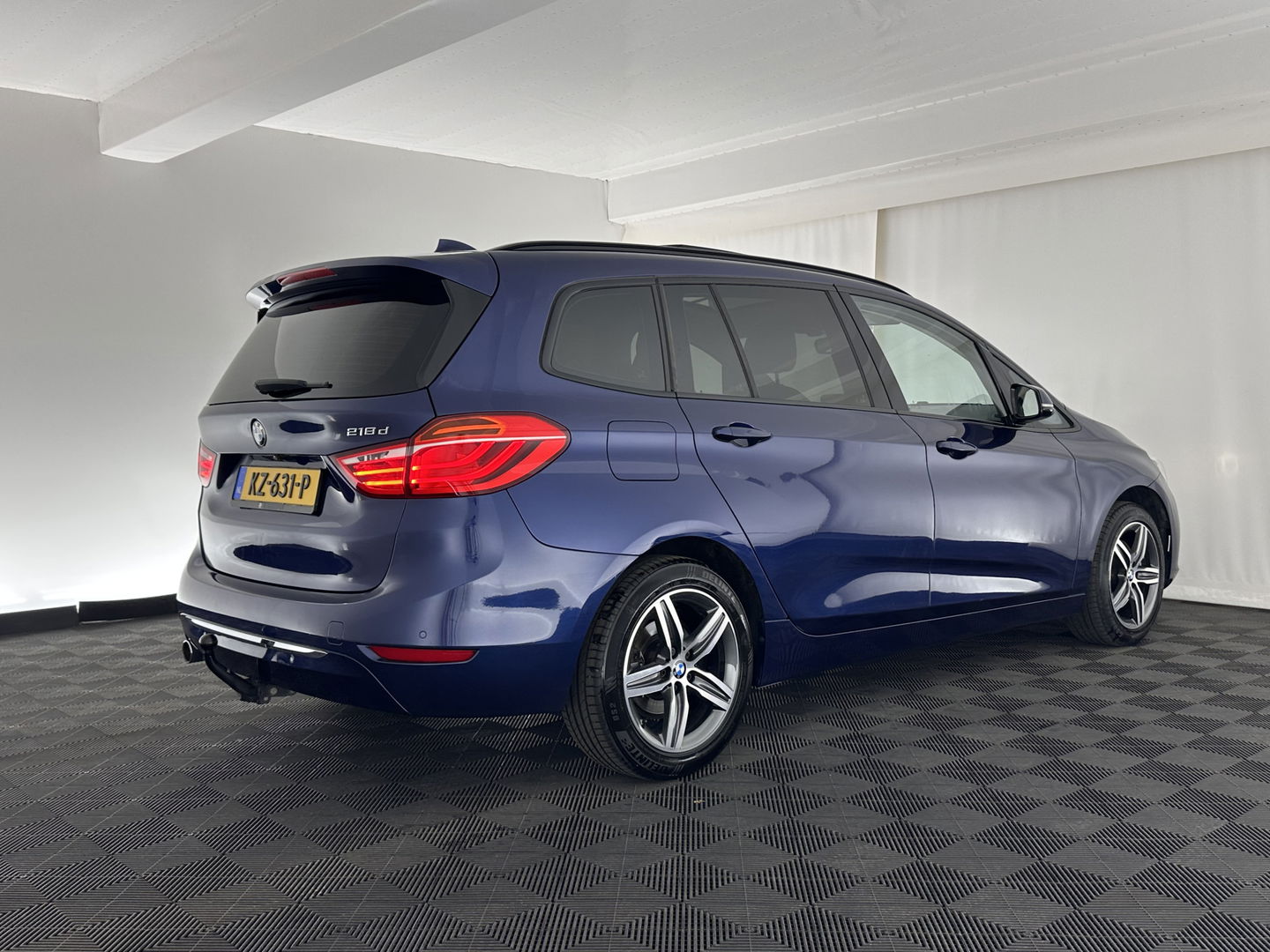 BMW 2 Serie Gran Tourer 218D High. Exec. 7pers.. AUT. *NAVI | CLIMA | PANO | HEAD UP | 7PERS.*