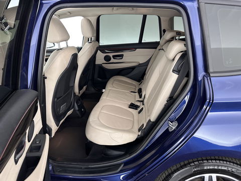BMW 2 Serie Gran Tourer 218D High. Exec. 7pers.. AUT. *NAVI | CLIMA | PANO | HEAD UP | 7PERS.*