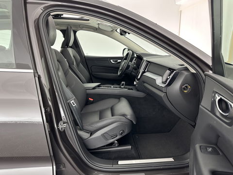 Volvo XC60 2.0 T6 Plug-in hybrid AWD Inscription Expression (INCL. BTW)  AUT. *LEATHER | PANO | PLUG-IN | LED*