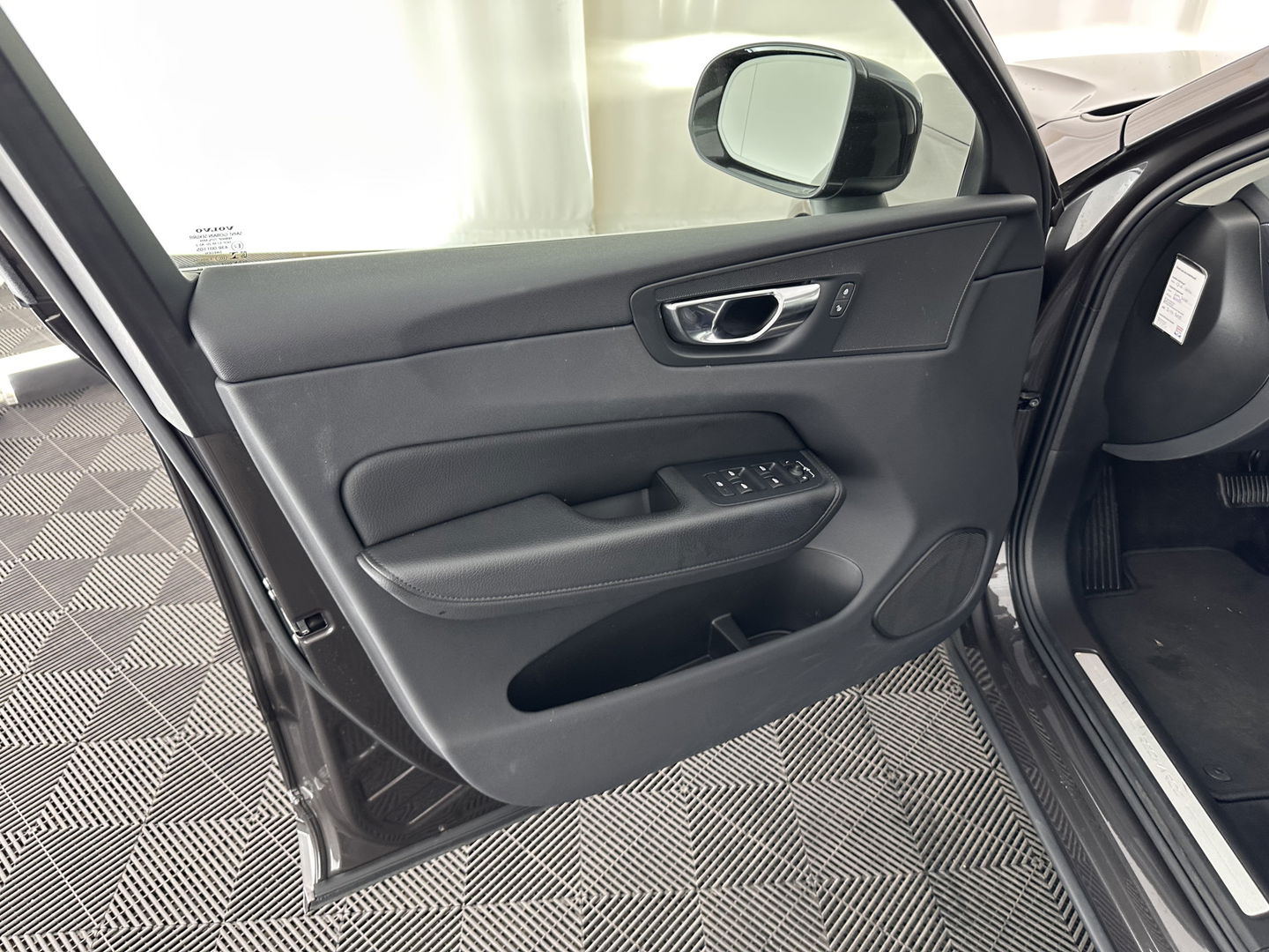 Volvo XC60 2.0 T6 Plug-in hybrid AWD Inscription Expression (INCL. BTW)  AUT. *LEATHER | PANO | PLUG-IN | LED*