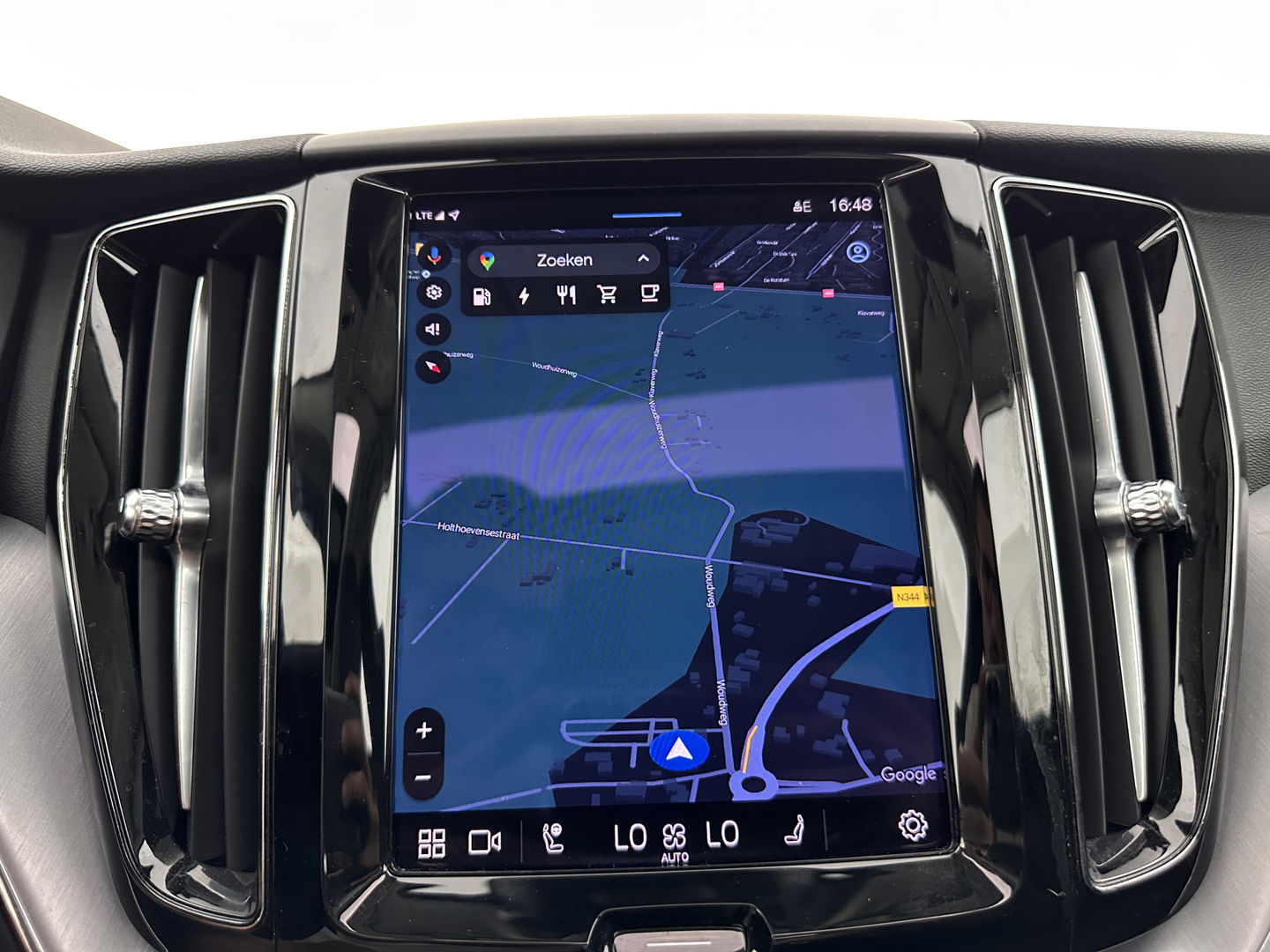 Volvo XC60 2.0 T6 Plug-in hybrid AWD Inscription Expression (INCL. BTW) AUT. *LEATHER | PANO | PLUG-IN | LED*
