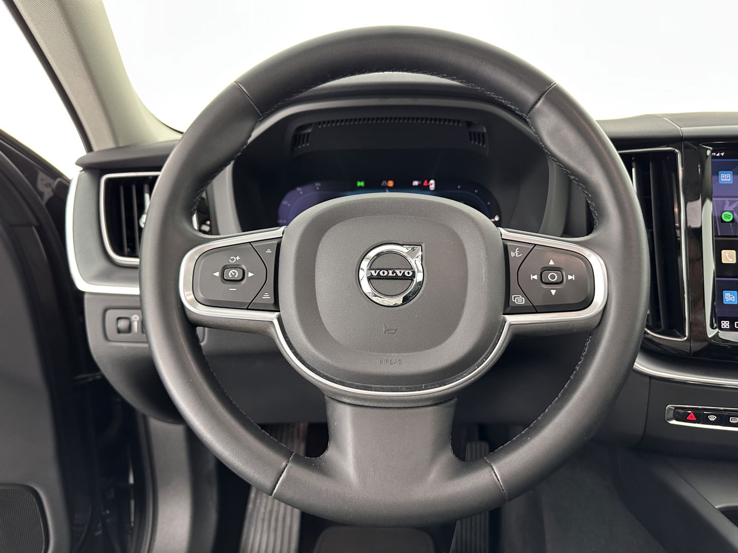 Volvo XC60 2.0 T6 Plug-in hybrid AWD Inscription Expression (INCL. BTW)  AUT. *LEATHER | PANO | PLUG-IN | LED*