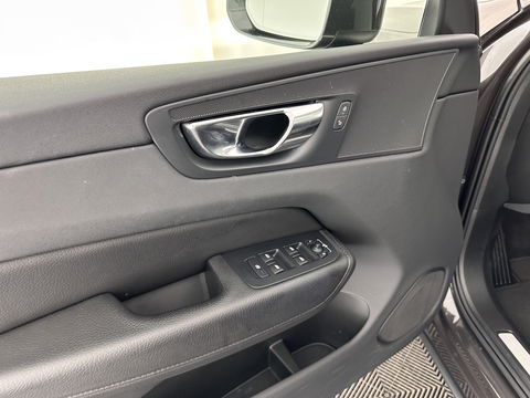Volvo XC60 2.0 T6 Plug-in hybrid AWD Inscription Expression (INCL. BTW)  AUT. *LEATHER | PANO | PLUG-IN | LED*