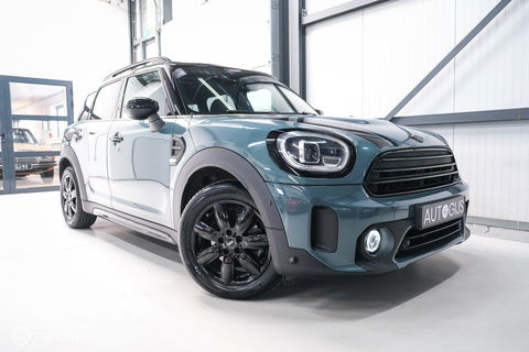 MINI Countryman 1.5 Cooper Sage Green | Panorama | Leder | Stoel en stuurwiel verwarming | Adaptive cruise | Clima | Apple carplay | LED | Deale