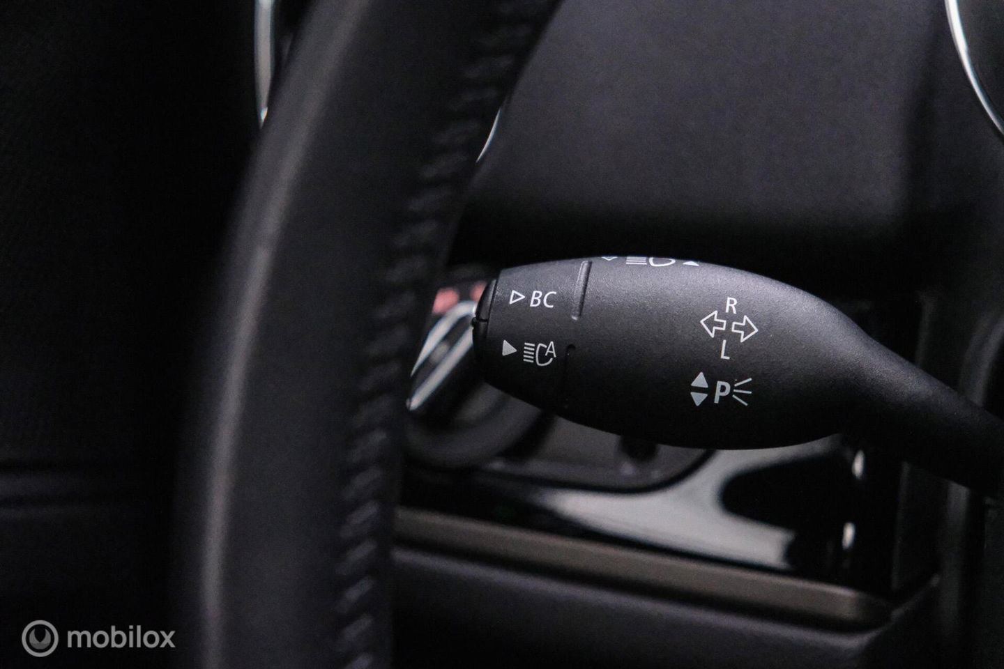 MINI Countryman 1.5 Cooper Sage Green | Panorama | Leder | Stoel en stuurwiel verwarming | Adaptive cruise | Clima | Apple carplay | LED | Deale