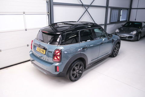 MINI Countryman 1.5 Cooper Sage Green | Panorama | Leder | Stoel en stuurwiel verwarming | Adaptive cruise | Clima | Apple carplay | LED | Deale