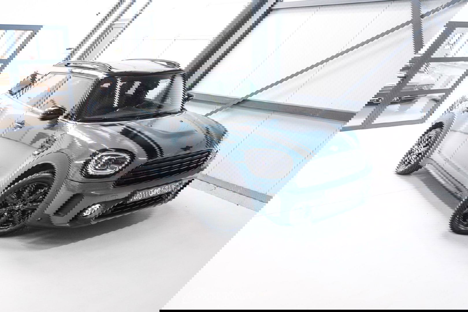 MINI Countryman 1.5 Cooper Sage Green | Panorama | Leder | Stoel en stuurwiel verwarming | Adaptive cruise | Clima | Apple carplay | LED | Deale