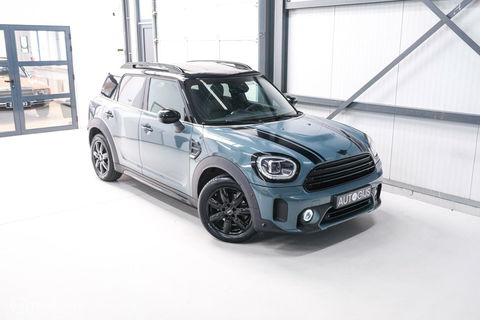 MINI Countryman 1.5 Cooper Sage Green | Panorama | Leder | Stoel en stuurwiel verwarming | Adaptive cruise | Clima | Apple carplay | LED | Deale