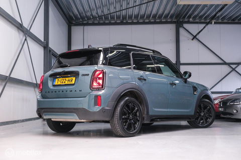 MINI Countryman 1.5 Cooper Sage Green | Panorama | Leder | Stoel en stuurwiel verwarming | Adaptive cruise | Clima | Apple carplay | LED | Deale