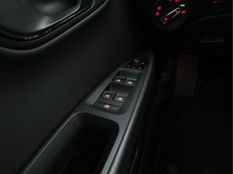 SEAT Leon 2.0 TDI FR Connect Aut. *LEATHER-MICROFIBRE | NAVI-FULLMAP | SPORT-SEATS | SEAT-SOUND | AMBIENT-LIGHT |  ECC | SHIFT-PADDLES | PDC | CRUISE | 17''ALU*