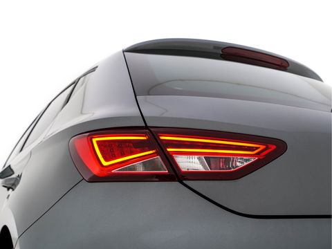 SEAT Leon 2.0 TDI FR Connect Aut. *LEATHER-MICROFIBRE | NAVI-FULLMAP | SPORT-SEATS | SEAT-SOUND | AMBIENT-LIGHT |  ECC | SHIFT-PADDLES | PDC | CRUISE | 17''ALU*