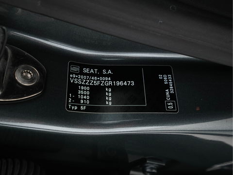 SEAT Leon 2.0 TDI FR Connect Aut. *LEATHER-MICROFIBRE | NAVI-FULLMAP | SPORT-SEATS | SEAT-SOUND | AMBIENT-LIGHT |  ECC | SHIFT-PADDLES | PDC | CRUISE | 17''ALU*