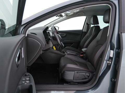 SEAT Leon 2.0 TDI FR Connect Aut. *LEATHER-MICROFIBRE | NAVI-FULLMAP | SPORT-SEATS | SEAT-SOUND | AMBIENT-LIGHT |  ECC | SHIFT-PADDLES | PDC | CRUISE | 17''ALU*