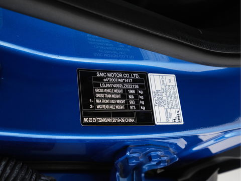 MG Mg Zs EV Luxury 45 kWh (INCL-BTW) *PANO | FULL-LEATHER | CCS-FASTLOADER | KEYLESS | NAVI-FULLMAP | ADAPTIVE-CRUISE | CAMERA | HEATED-SPORT-SEATS | CARPLAY | BLINDSPOT | DAB | LANE-ASSIST | 17"ALU*