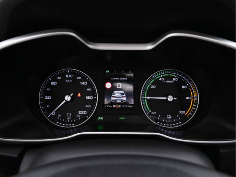 MG Mg Zs EV Luxury 45 kWh (INCL-BTW) *PANO | FULL-LEATHER | CCS-FASTLOADER | KEYLESS | NAVI-FULLMAP | ADAPTIVE-CRUISE | CAMERA | HEATED-SPORT-SEATS | CARPLAY | BLINDSPOT | DAB | LANE-ASSIST | 17"ALU*