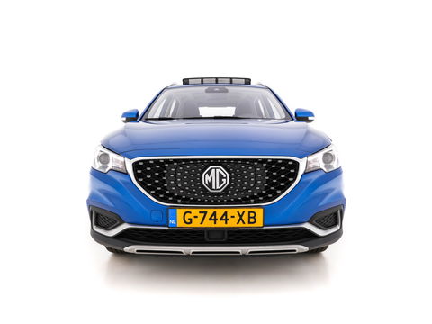 MG Mg Zs EV Luxury 45 kWh (INCL-BTW) *PANO | FULL-LEATHER | CCS-FASTLOADER | KEYLESS | NAVI-FULLMAP | ADAPTIVE-CRUISE | CAMERA | HEATED-SPORT-SEATS | CARPLAY | BLINDSPOT | DAB | LANE-ASSIST | 17"ALU*
