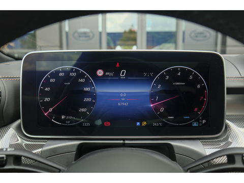 Mercedes-Benz C-Klasse C300 AMG 258pk Panoramadak Digital light Stoelventilatie Head-up 19" LMV Memory Night pakket