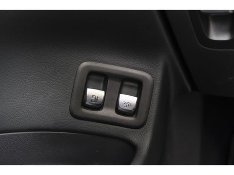 Mercedes-Benz GLC Coupé GLC300e AMG 320pk 4MATIC Schuifdak Burmester Camera MBUX Trekhaak elektrisch 20" LMV