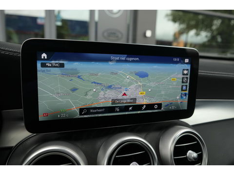 Mercedes-Benz GLC Coupé GLC300e AMG 320pk 4MATIC Schuifdak Burmester Camera MBUX Trekhaak elektrisch 20" LMV